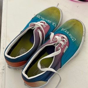 VANS Off The Wall “How Are You Feeling?” Youth Girls Shoes Rainbow Sz 3 Used